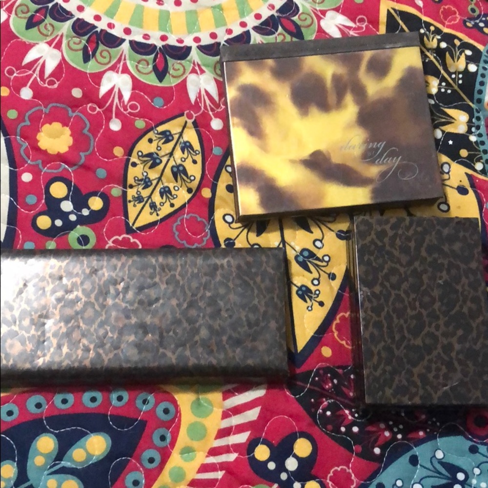 Laura Mercier bundle